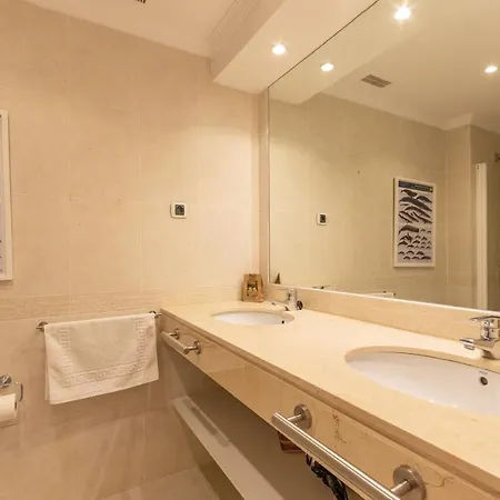 Apartment, Front Line Beach, In Arenas, Bahia De *