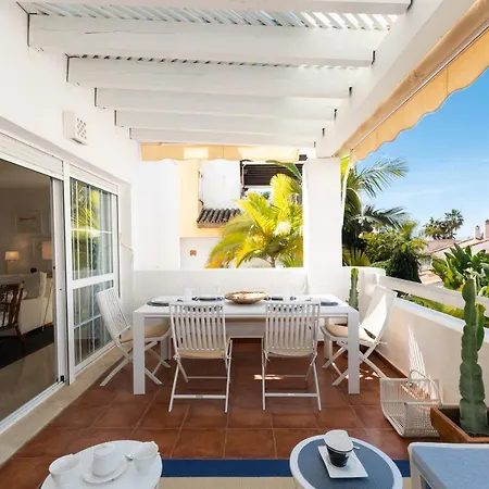 Apartment, Front Line Beach, In Arenas, Bahia De * Marbella